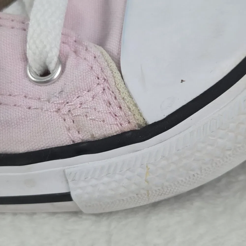 Converse Chuck Taylor All Star Pink Infant Sneakers Size 9 Classic Low Top‎